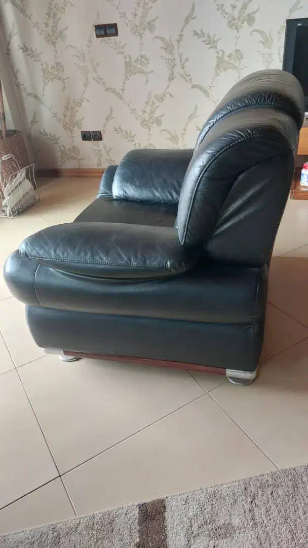 مبل راحتی  چرم|مبلمان خانگی و میز عسلی|سرخرود, |دیوار