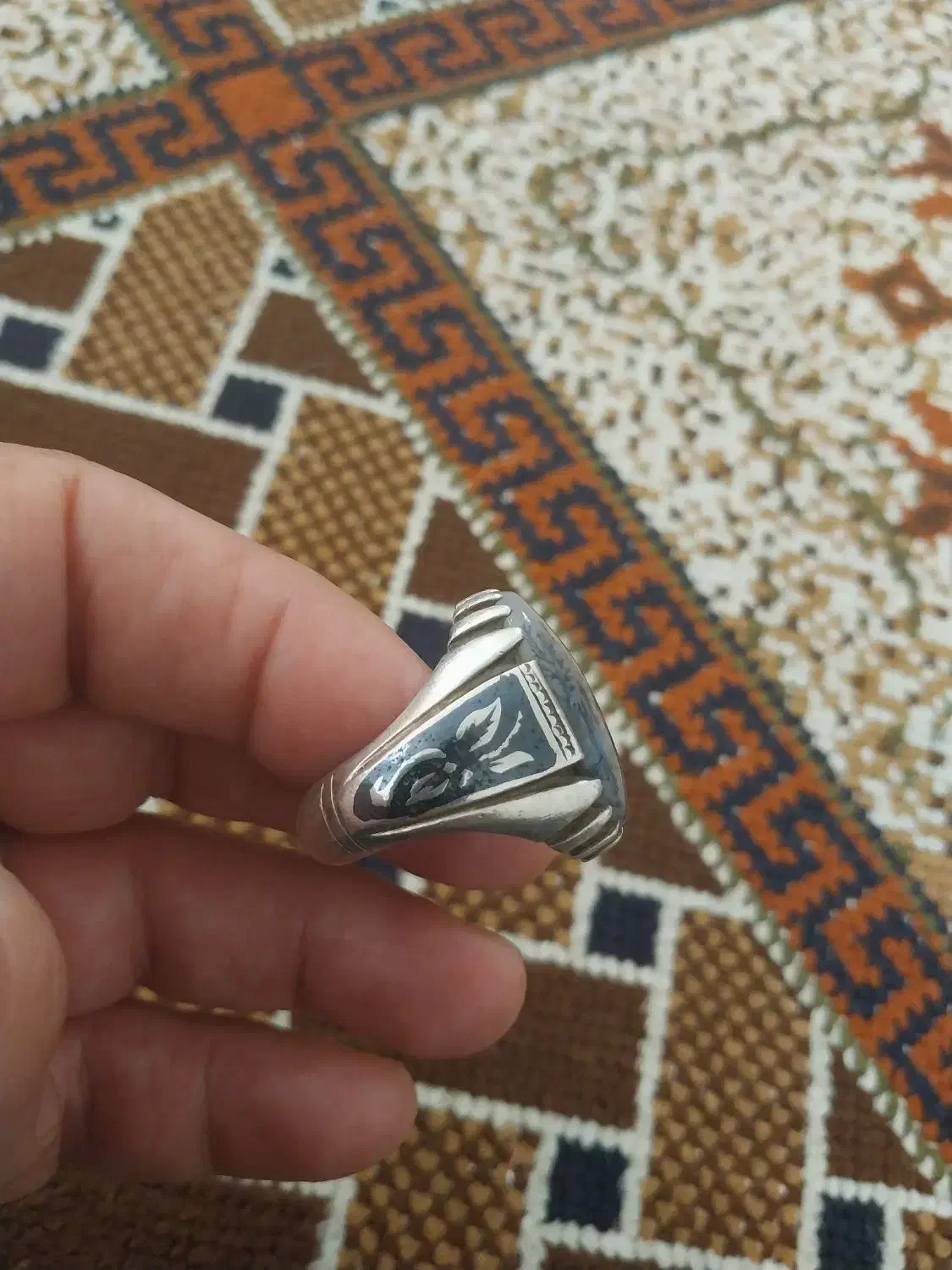 انگشتر شجر زبرجد افغان فدیوم بی‌نظیر|جواهرات|نسیم‌شهر, |دیوار