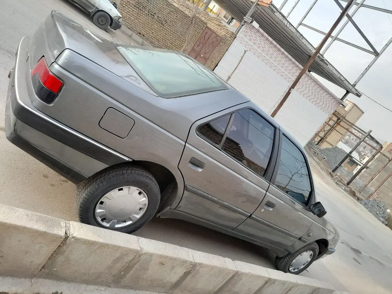 405مدل 91|خودرو سواری و وانت|بومهن, |دیوار