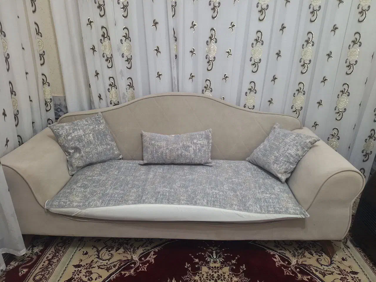 مبل سفید|مبلمان خانگی و میز عسلی|گناباد, |دیوار