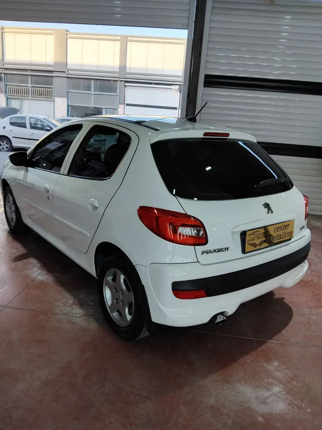 شیشه دودی و کاور سقف ضمانتی|خدمات موتور و ماشین|اراک, |دیوار