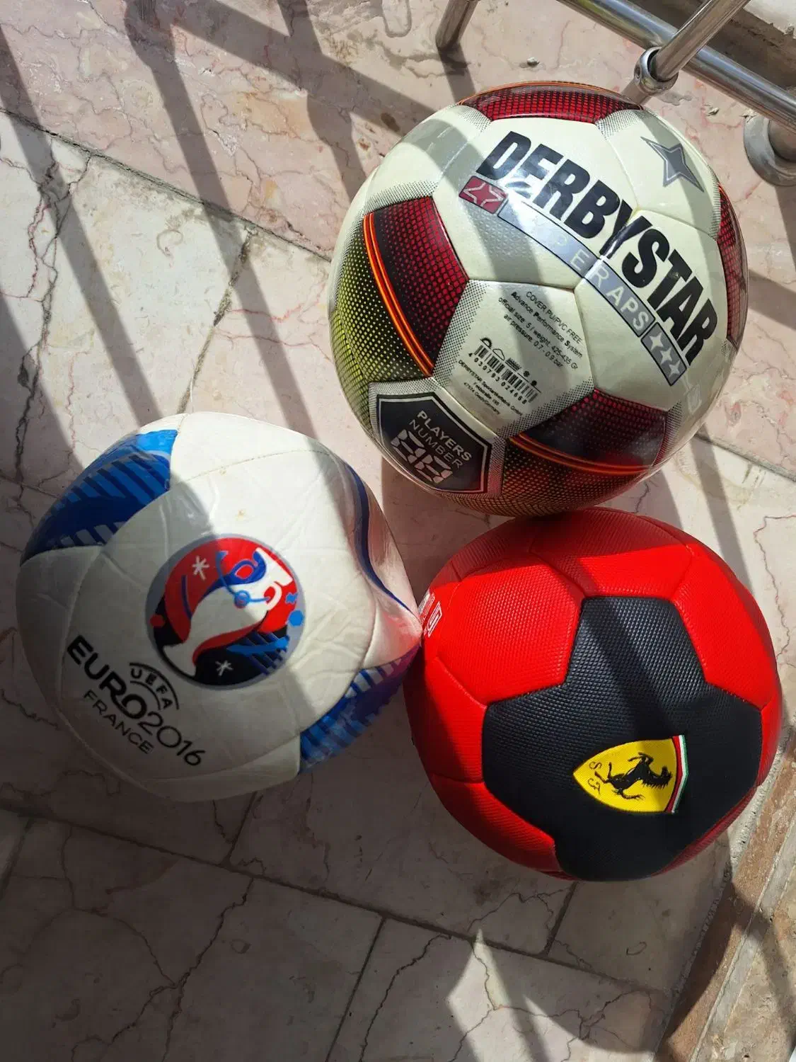 توپ Ferrari /derbytstar/ Yoro|ورزش‌های توپی|تهران, هفده شهریور|دیوار