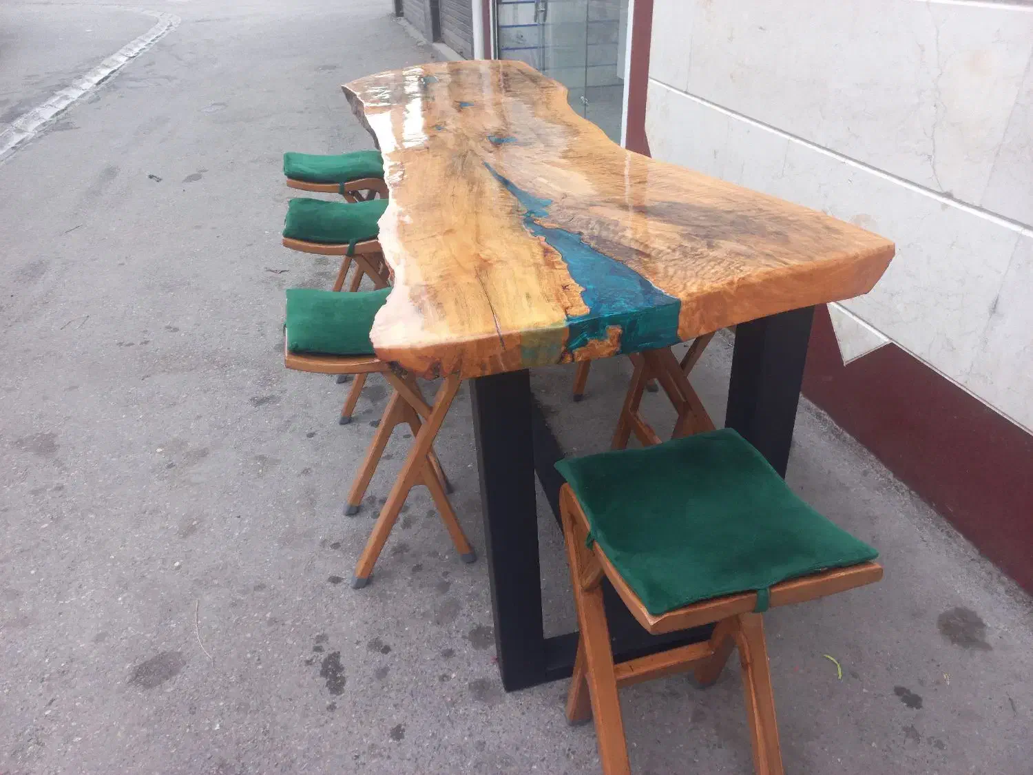 میز چوب گردو کار شده|میز و صندلی غذاخوری|ساری, |دیوار