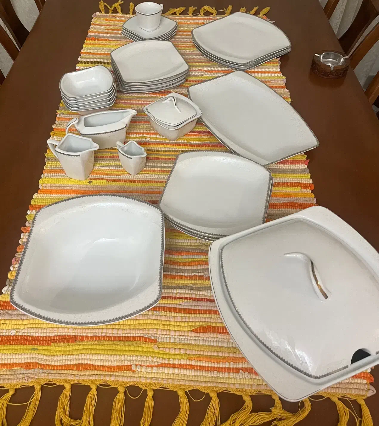 چینی پارمیس۱۲ نفره|ظروف سرو و پذیرایی|تهران, شهرک آتی شهر|دیوار