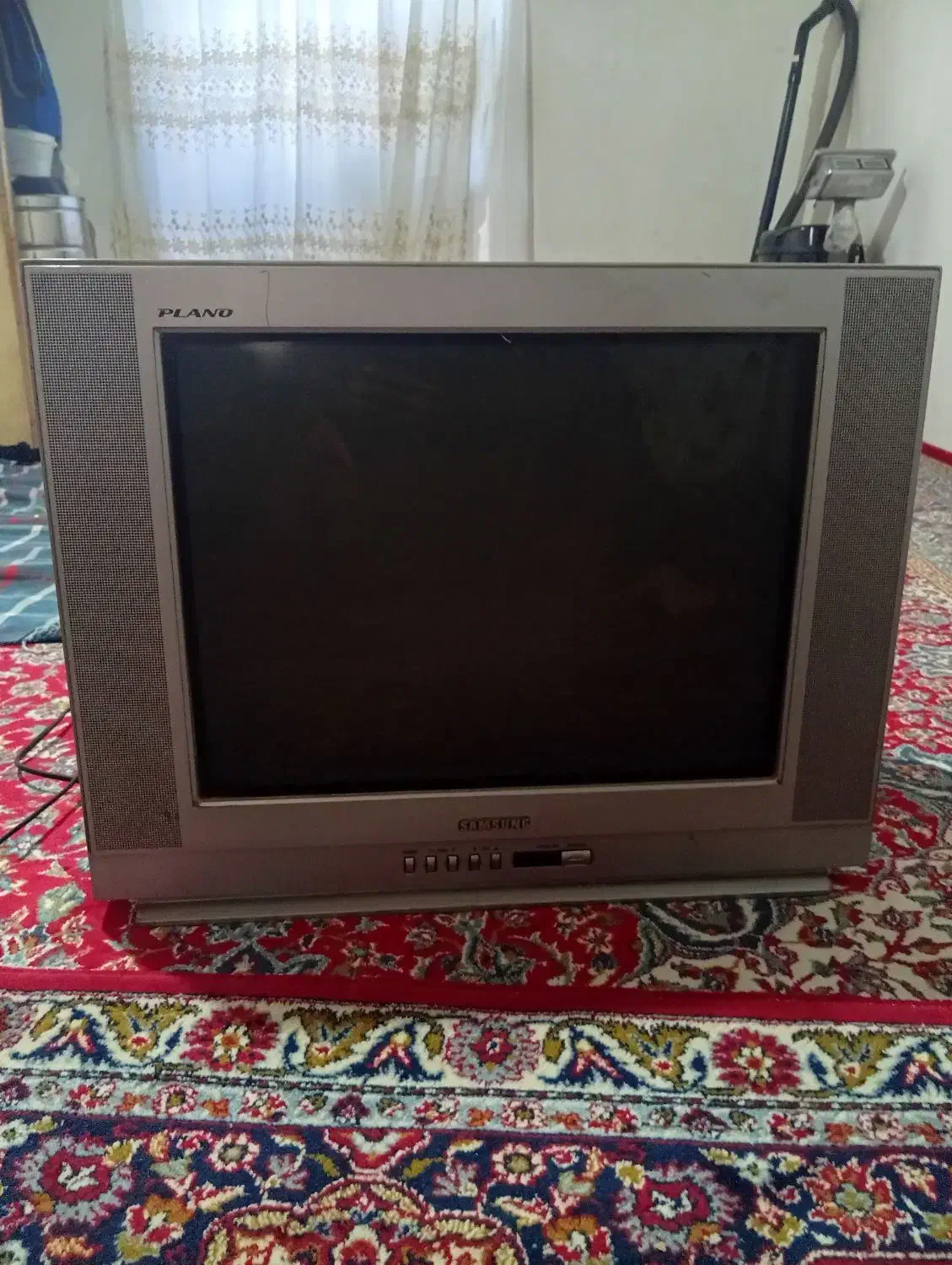 تلویزیون 21اینچ قدیمی|تلویزیون و پروژکتور|فیروزآباد, |دیوار