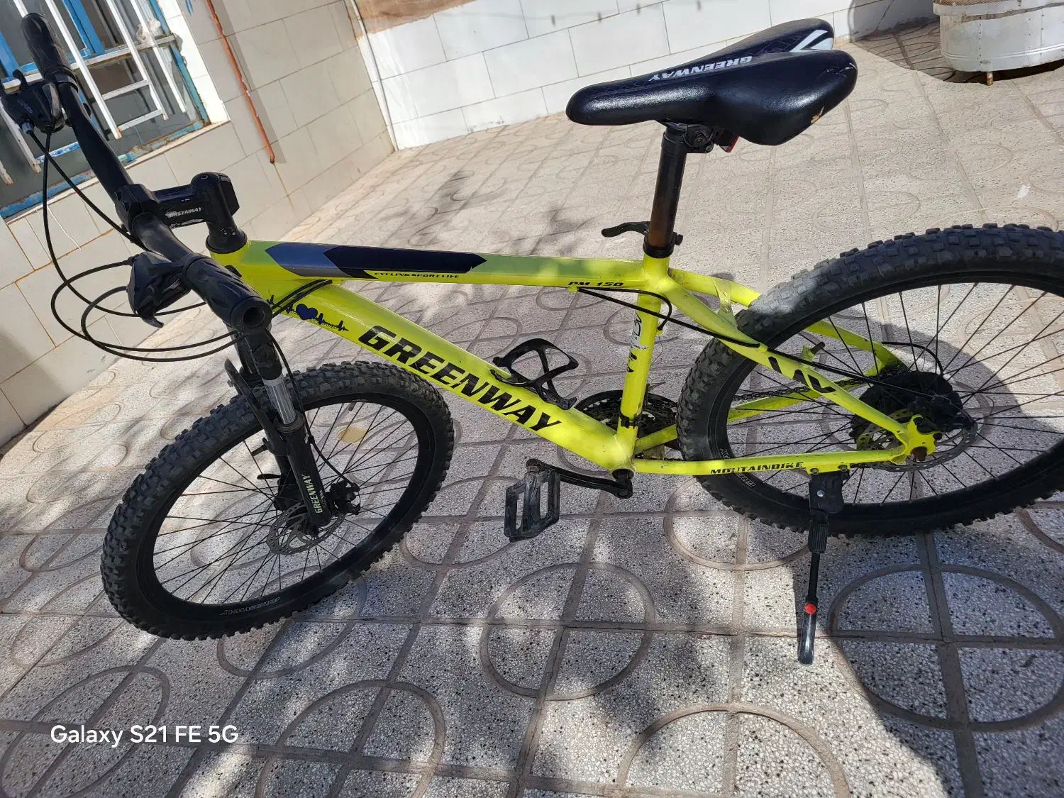 دوچرخه|دوچرخه، اسکیت، اسکوتر|رشتخوار, |دیوار