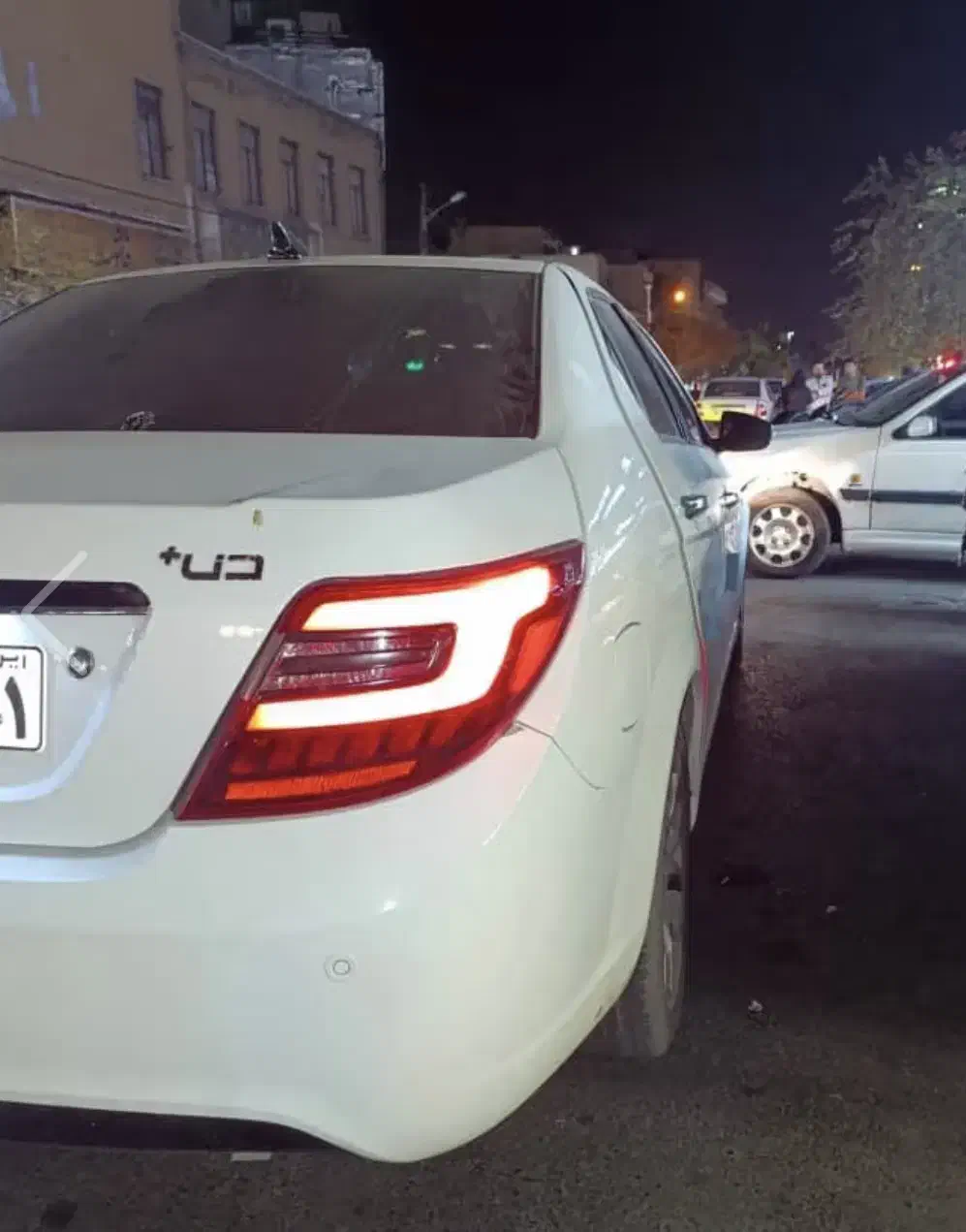 دنا پلاس ۶ دنده توربو|خودرو سواری و وانت|تهران, سعادتآباد|دیوار