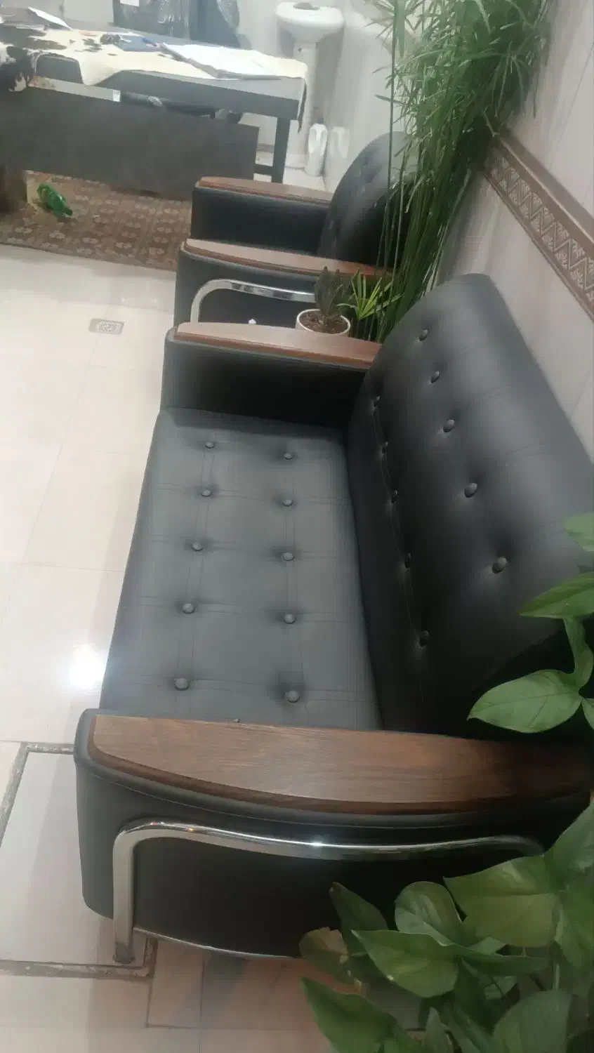 میز و صندلی کاملا نو|مبلمان اداری|مشهد, شهرک امام هادی (شهرک غرب)|دیوار