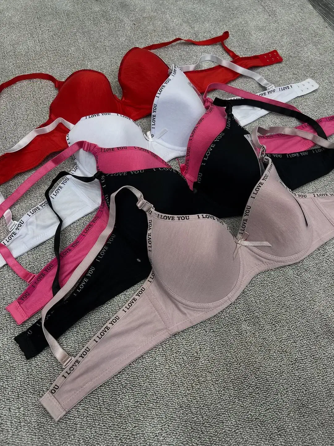 استخدام فروشنده نیم وقت|استخدام بازاریابی و فروش|تهران, نازی‌آباد|دیوار