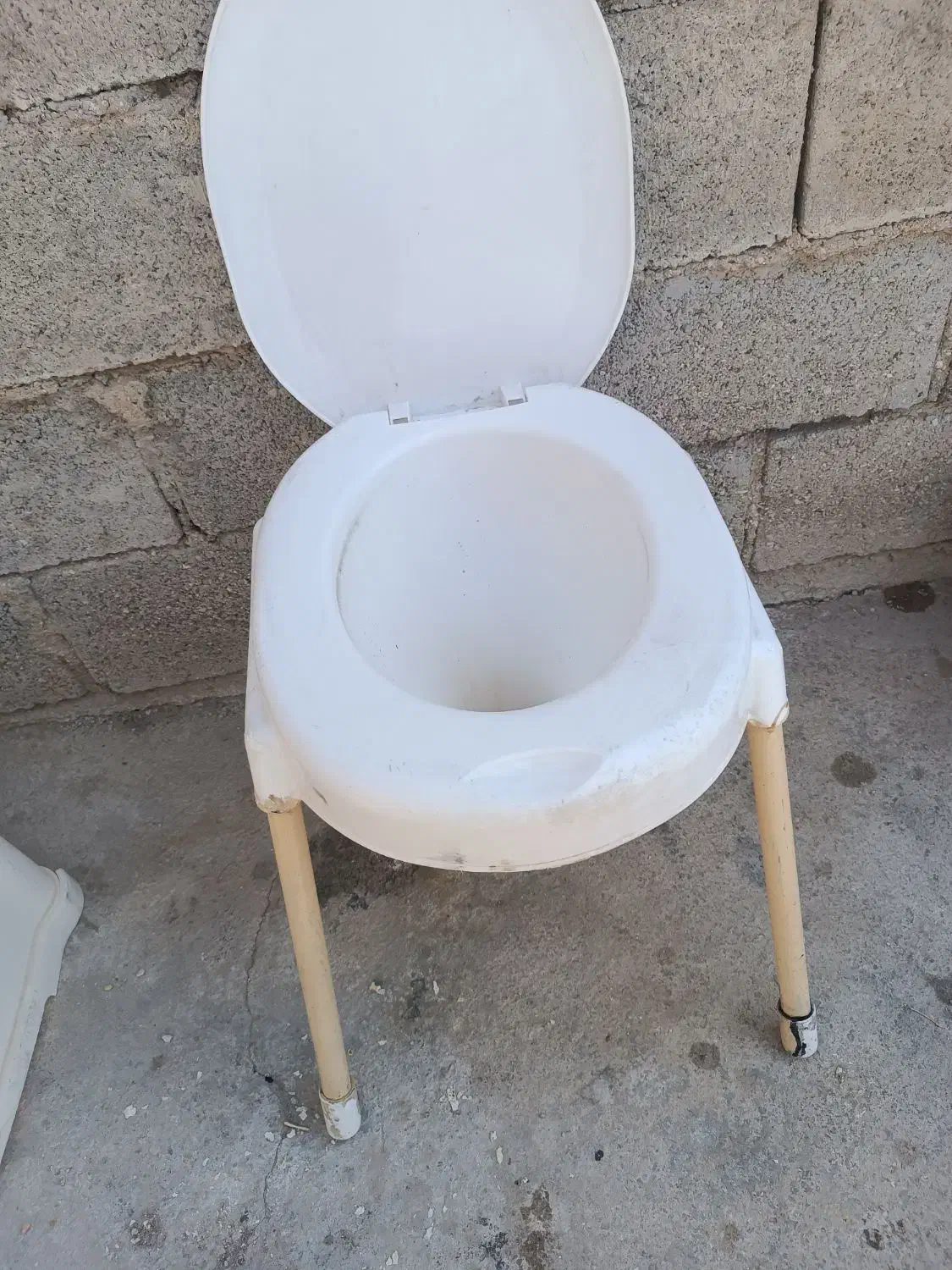 توالت فرنگی حراج|آرایشی، بهداشتی، درمانی|خورموج, |دیوار