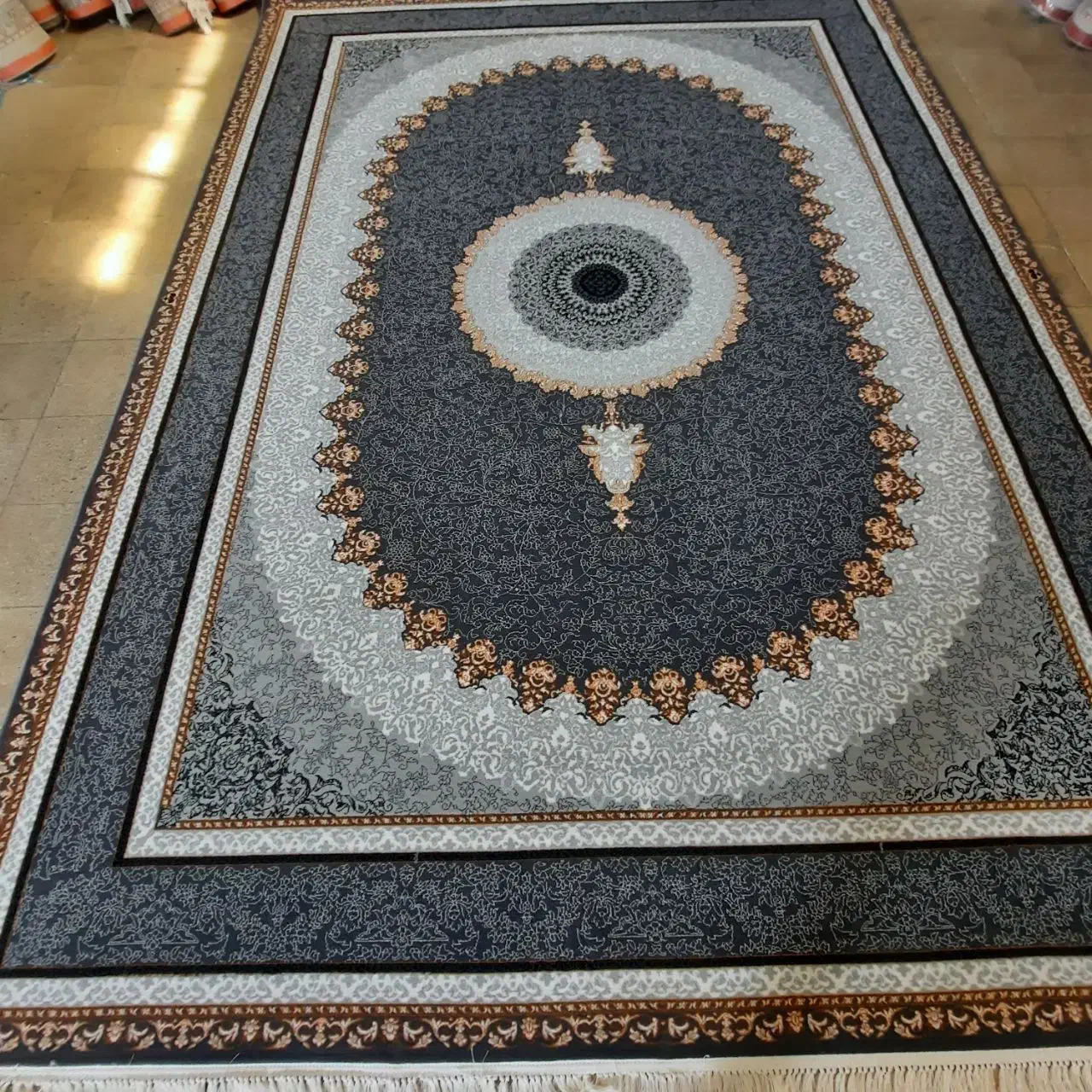 فروش فرش نو|فرش|خرم‌آباد, |دیوار