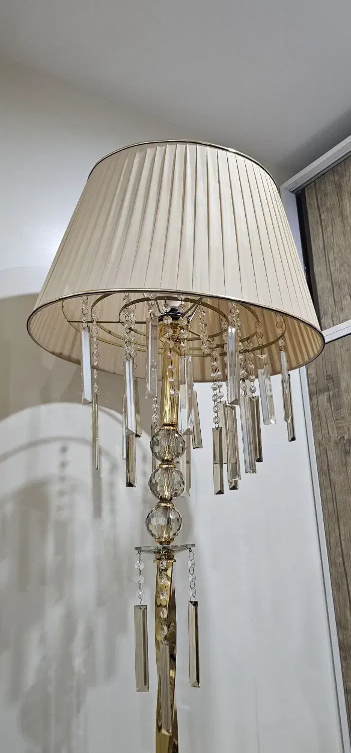 آباژور ایستاده|چراغ خواب و آباژور|نسیمشهر, |دیوار