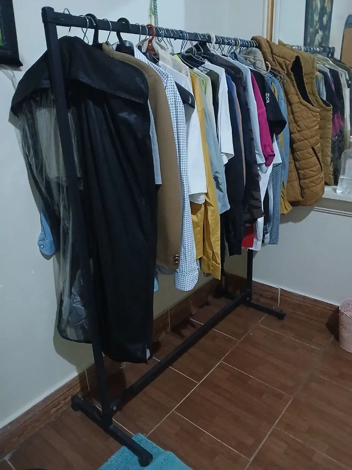 رگال درحد نو|بندرخت و رختآویز|خرمآباد, |دیوار