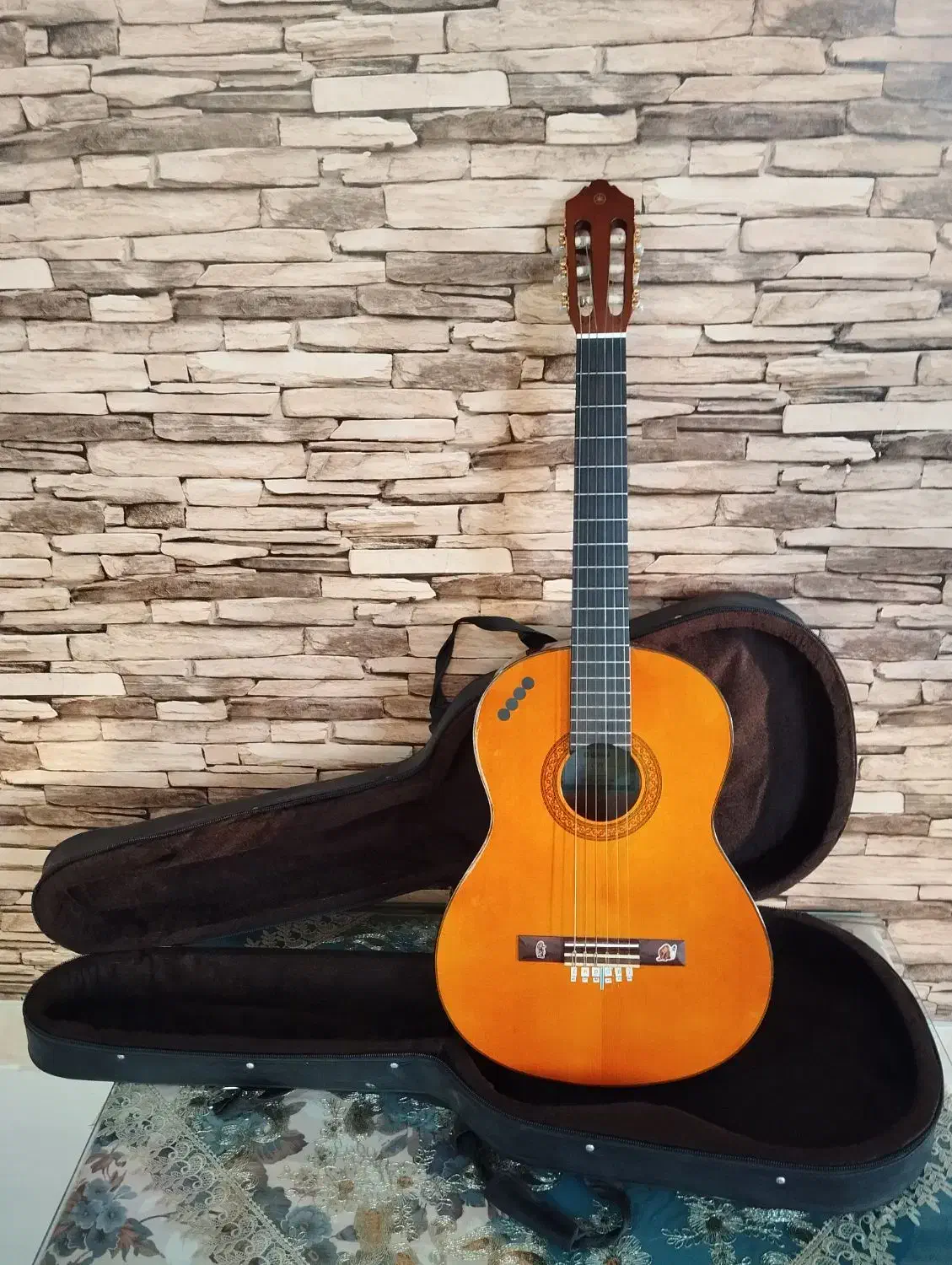 یاماها c70|گیتار، بیس، امپلیفایر|شیروان (خراسان), |دیوار