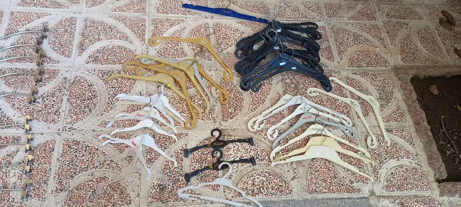 گیره،اویز،یکجا ۱۰۰|بندرخت و رخت‌آویز|ارومیه, |دیوار