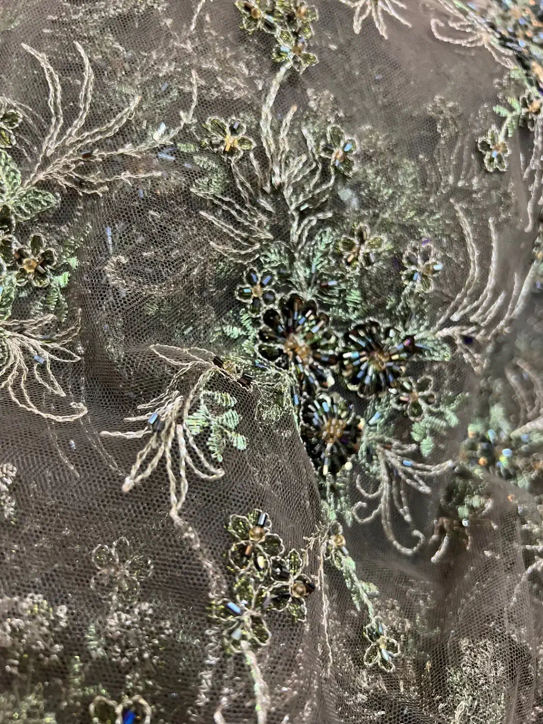 پارچه مجلسی|لباس|رامسر, |دیوار