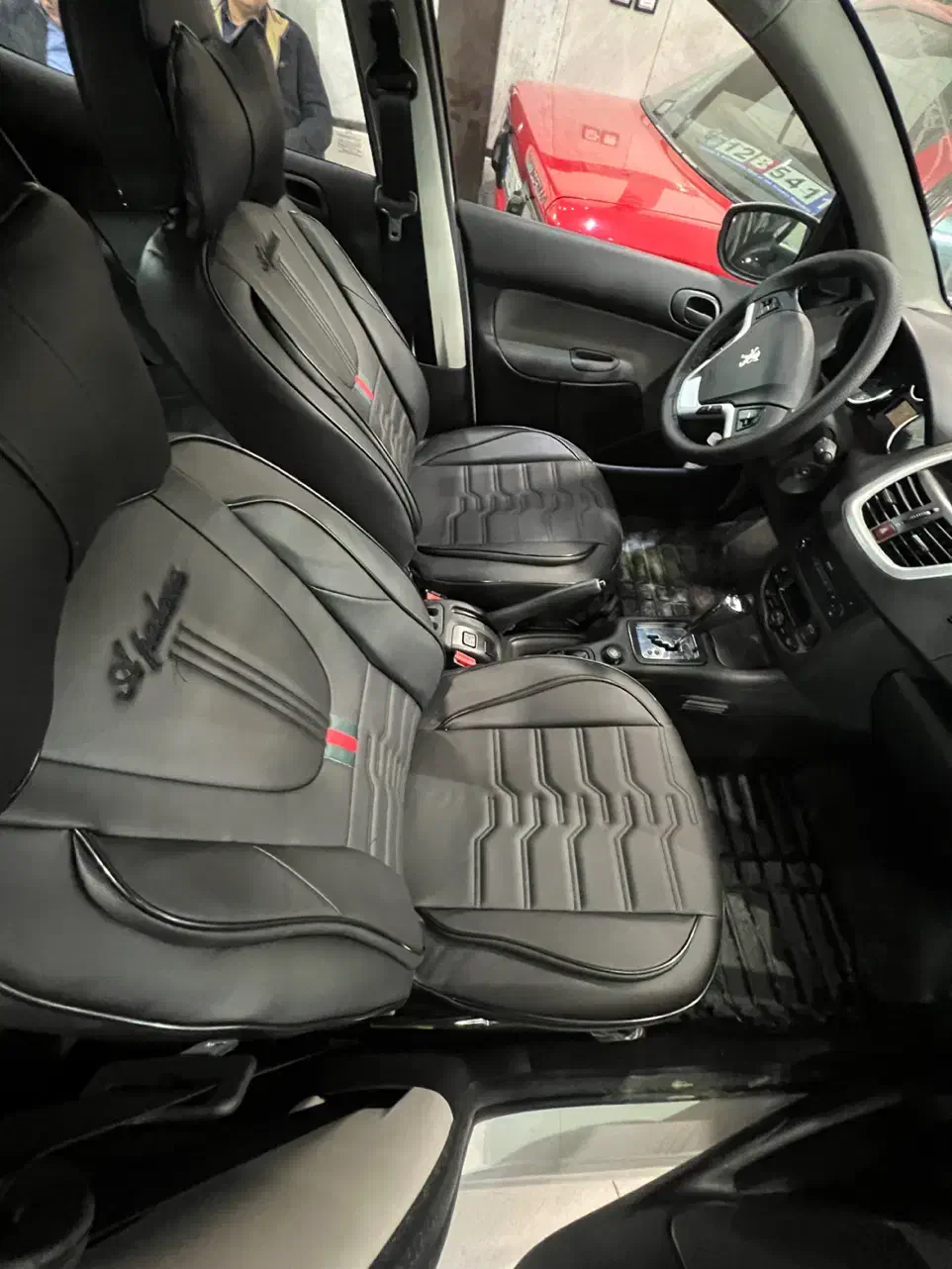 ۲۰۷ اتومات ۱۴۰۴|خودرو سواری و وانت|اصفهان, مشکین|دیوار