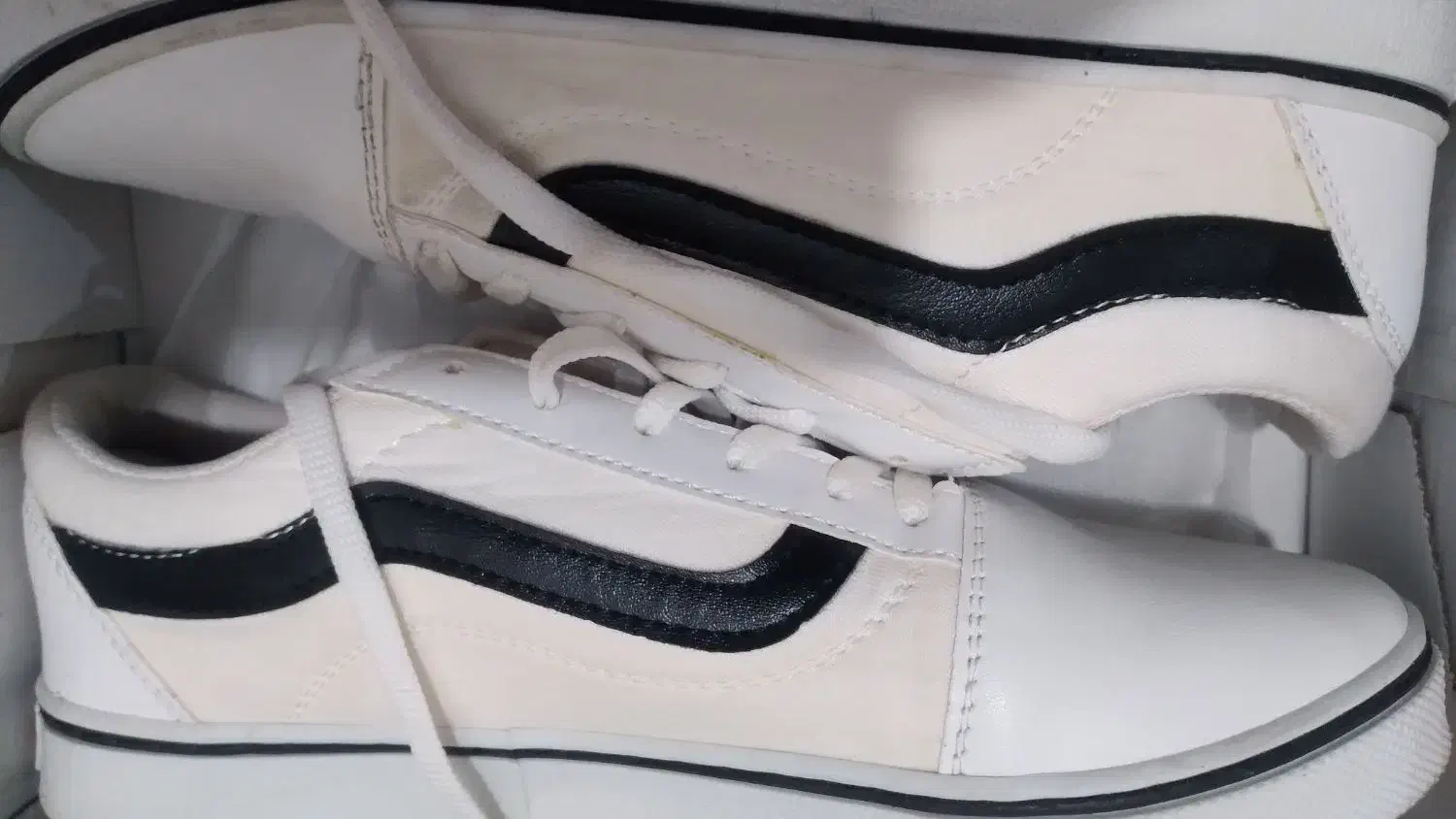 کفش|کیف، کفش، کمربند|بهبهان, |دیوار