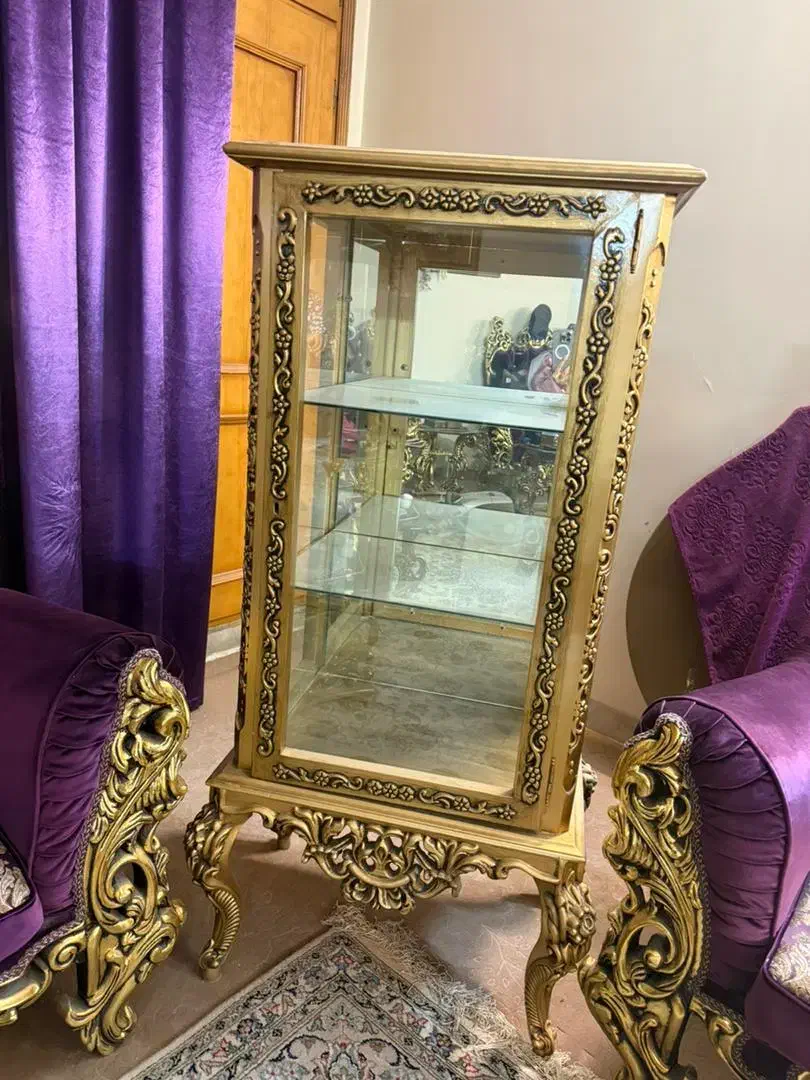 ویترین چوب راش در حد نو سالم|بوفه، ویترین، کنسول|اصفهان, پروین|دیوار