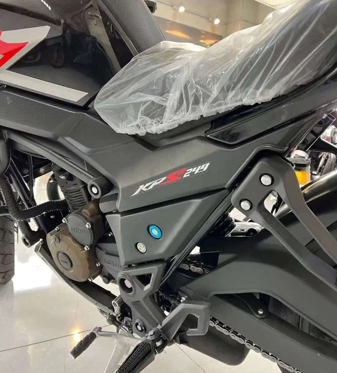 موتورسیکلت لیفان Kps250 با اقساط ۱۸ ماهه|موتورسیکلت|کرج, کلاک بالا|دیوار