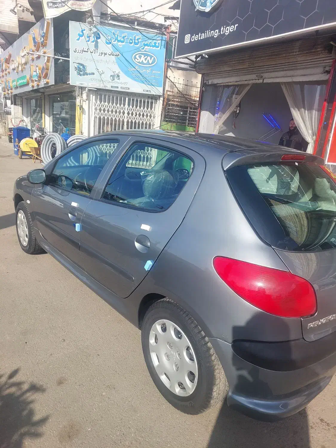 پژو ۲۰۶ مدل ۹۱ تیپ ۲|خودرو سواری و وانت|رشت, یخسازی|دیوار