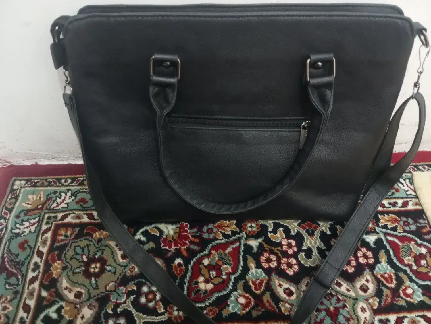 کیف دانشجویی|کیف، کفش، کمربند|مشهد, قائم|دیوار