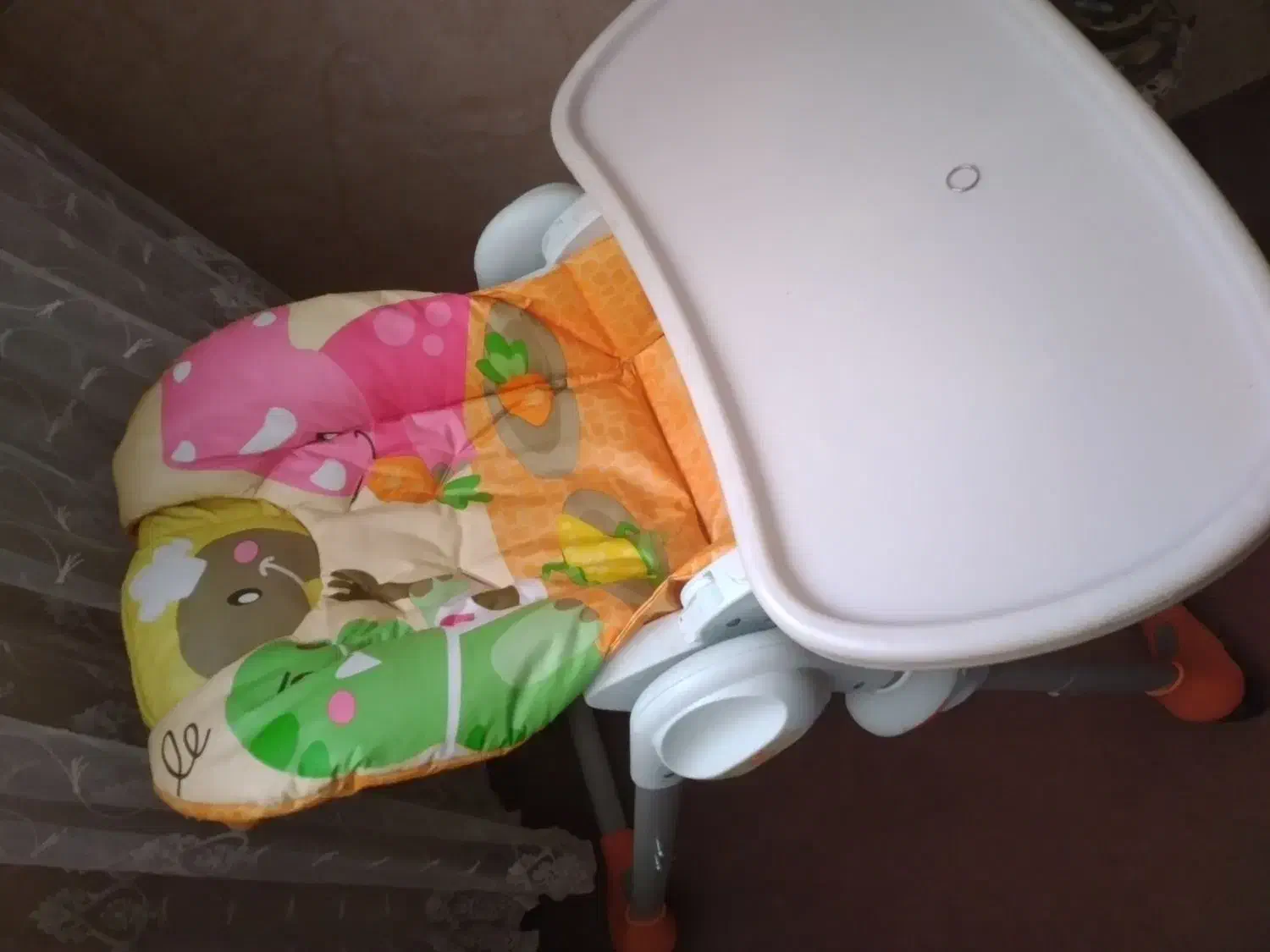 میز غذا|تخت و صندلی بچه|قم, شاد قلی|دیوار