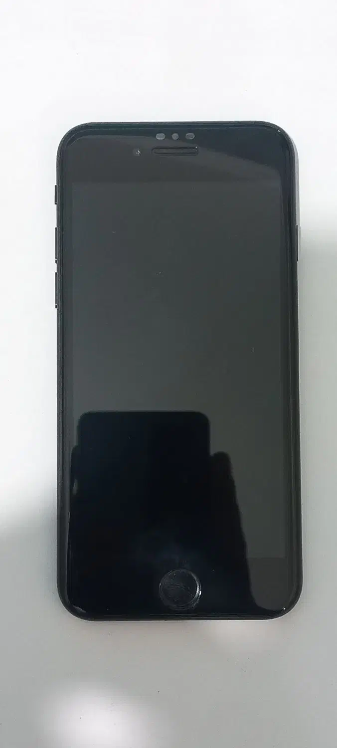 اپل se2020 128|موبایل|ساوه, |دیوار