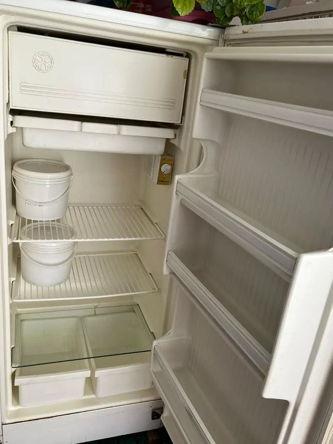 یخچال|یخچال و فریزر|خلخال, |دیوار