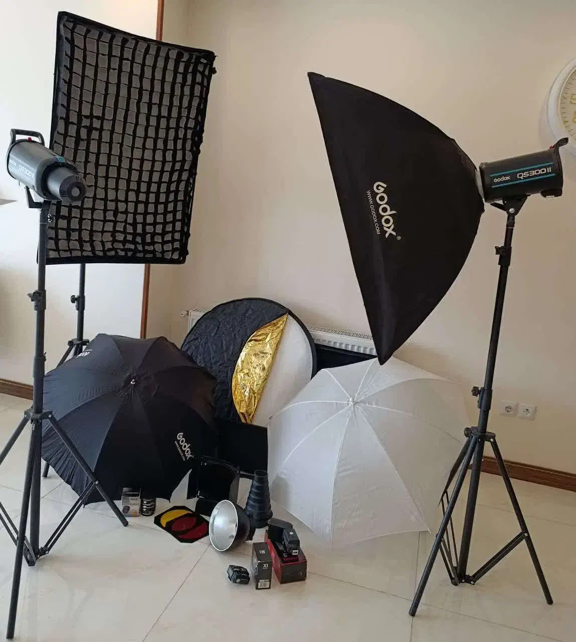 کیت کامل نورپردازی Godox QS-300ll|دوربین عکاسی و فیلم‌برداری|اصفهان, سعادت‌آباد|دیوار