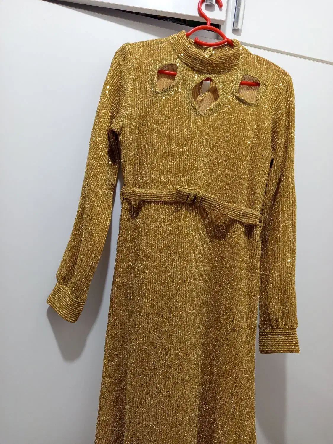 لباس مجلسی|لباس|هندیجان, |دیوار