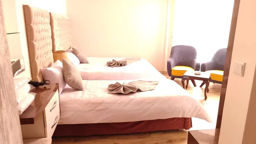 رزرو هتل و اقامتگاه با بهترین قیمت|تور و چارتر|نور, |دیوار