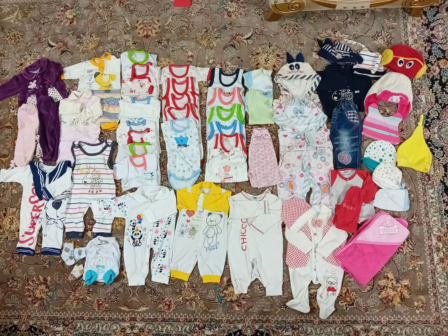 لباس نوزادی از ۱ماهگی تا۶ماه|کفش و لباس بچه|یزد, |دیوار