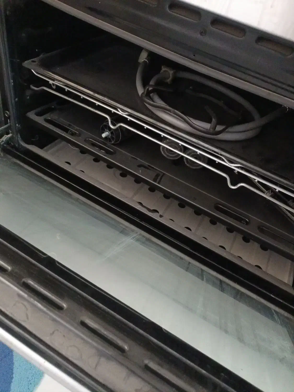 گاز اسنوا ایتالیایی اصل اورانوس|اجاق گاز و لوازم برقی پخت‌وپز|ساوه, |دیوار