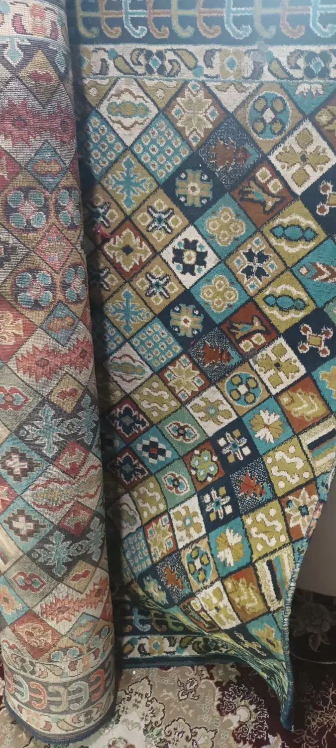 فرش سالم آفتاب سوخته برای کافه ها و قهوه خونه ها|فرش|لنگرود, |دیوار