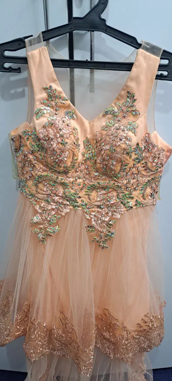 لباس مجلسی|لباس|قم, چهار مردان|دیوار