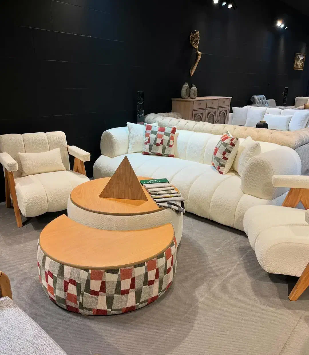 مبل راحتی مدل  گــلاره×goll|مبلمان خانگی و میز عسلی|ارومیه, |دیوار