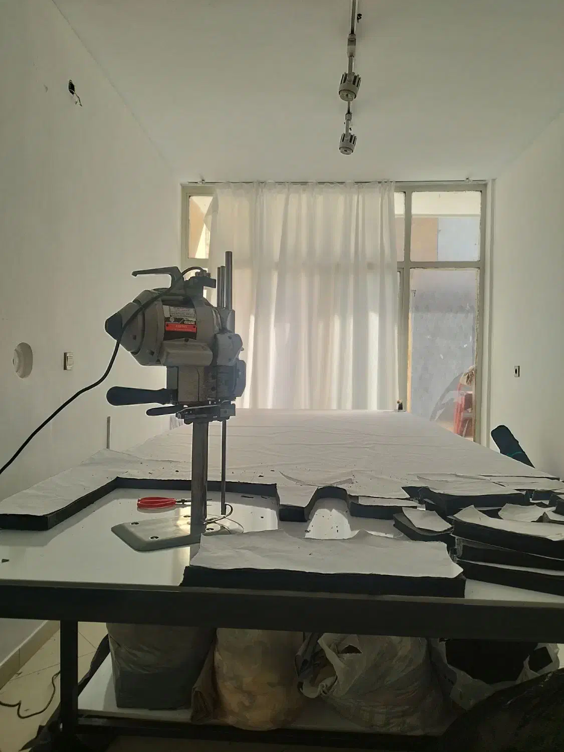 استخدام اتوکار و چرخکار ماهر خانم|استخدام صنعتی، فنی، مهندسی|تهران, دهقان|دیوار