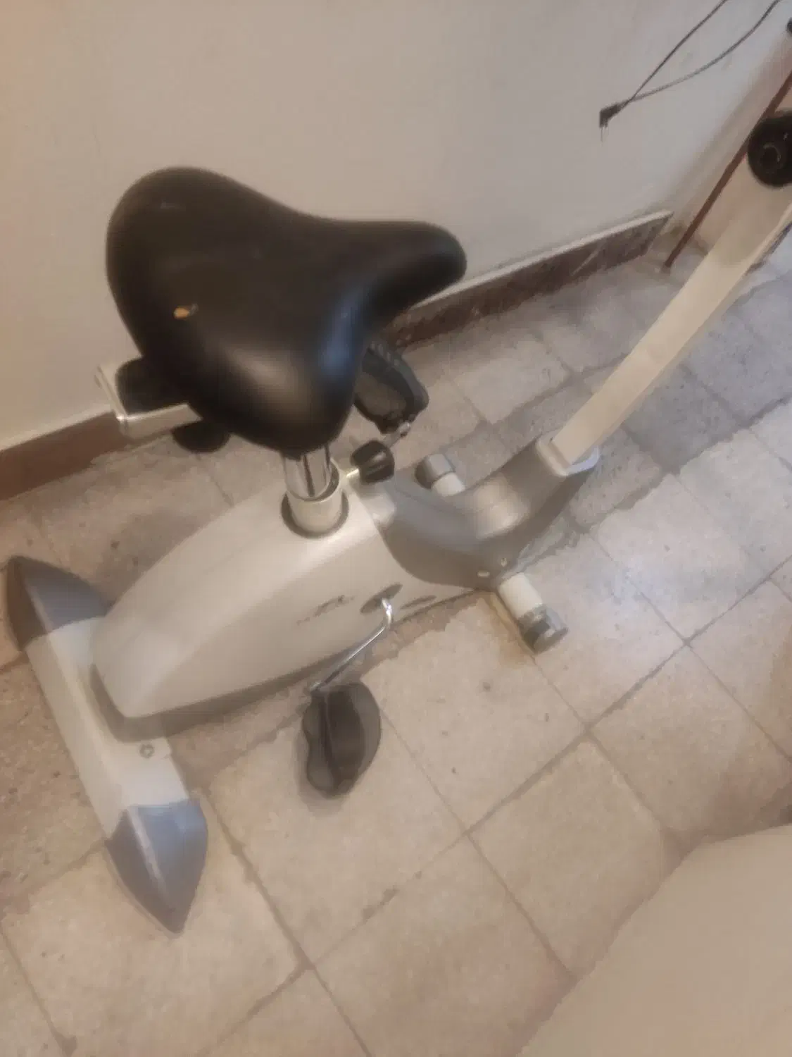 دوچرخه ثابت|تجهیزات ورزشی|تهران, امجدیه (خاقانی)|دیوار