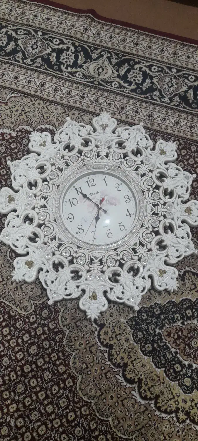 ساعت دیواری|ساعت دیواری و تزئینی|خوی, |دیوار