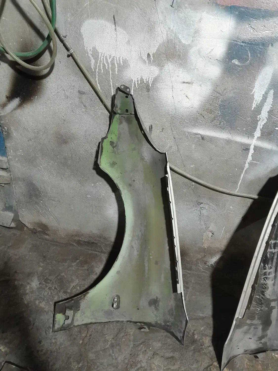 گلگیرسپر ارسی|قطعات یدکی و لوازم جانبی|بهارستان, |دیوار