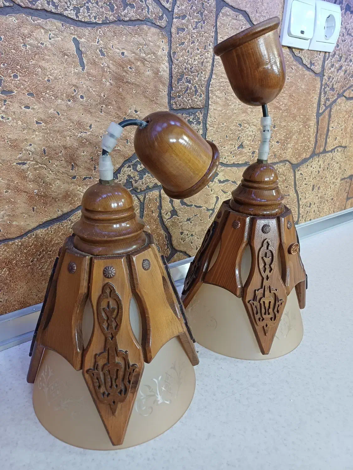 لوستر چوبی تک کاره|لوستر و چراغ آویز|شاهدشهر, |دیوار