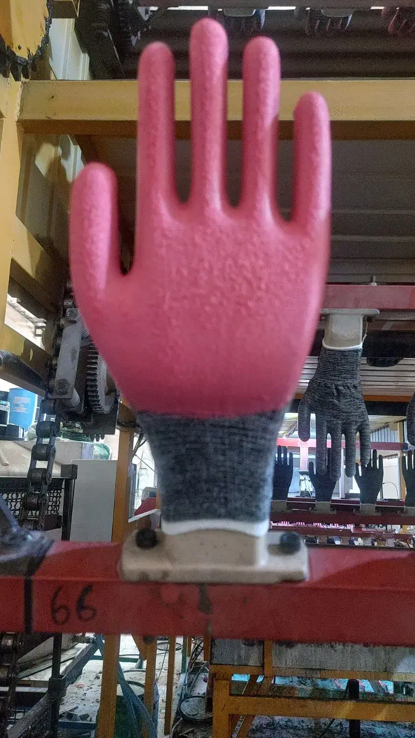 تولیدی دستکش کار ضد برش و نیتریل|عمده‌فروشی|نجف‌آباد, قلعه سفید|دیوار