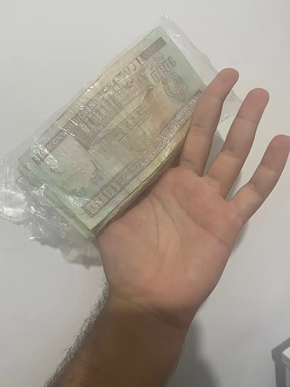 اسکناس ۱۰۰۰ ریال|کلکسیون سکه، تمبر، اسکناس|هشتگرد, شهرک راه آهن|دیوار