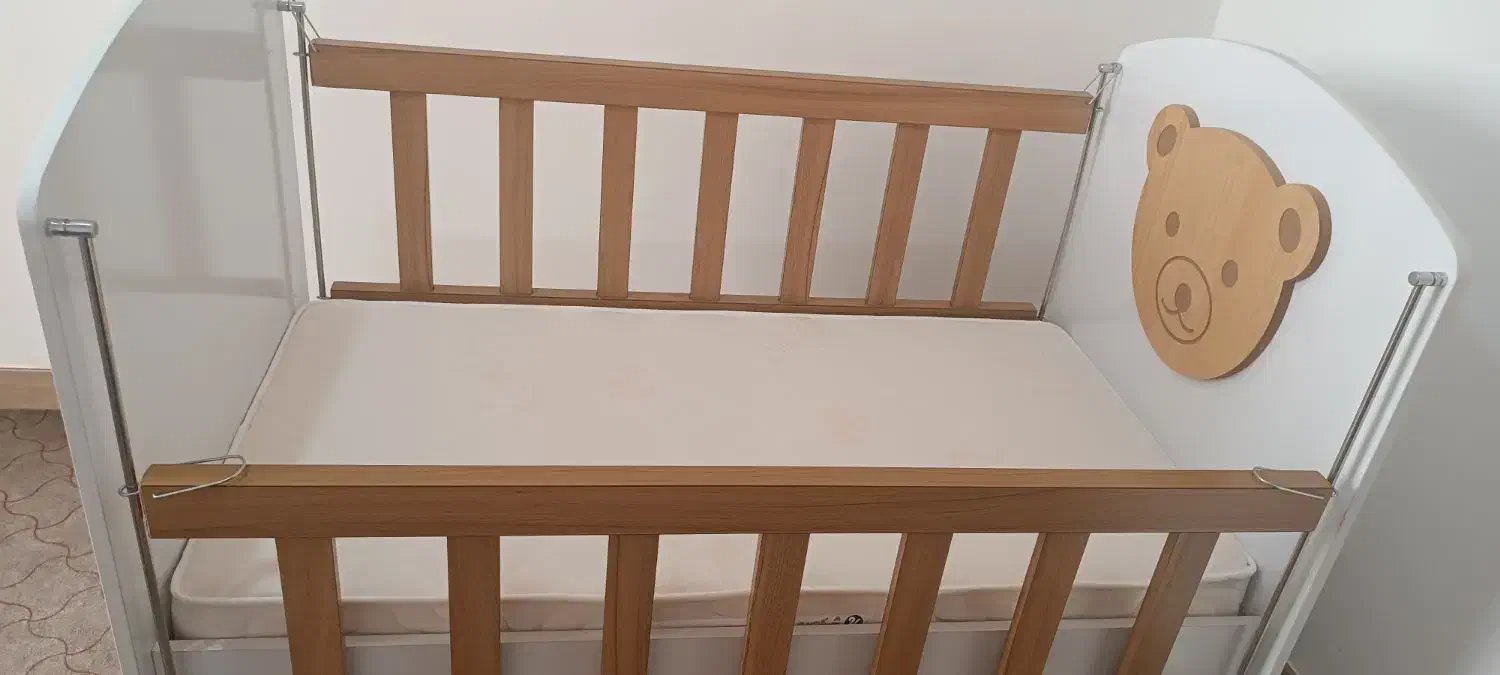 گهواره و تختخواب دو منظوره کودک|تخت و صندلی بچه|لنگرود, |دیوار