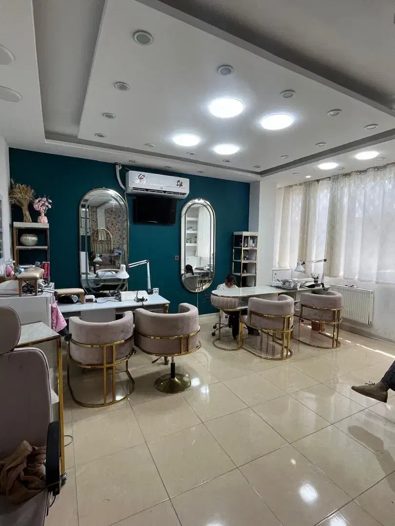 نیروی سالن زیبایی|استخدام درمانی، زیبایی، بهداشتی|صدرا-فارس, فاز ۱|دیوار