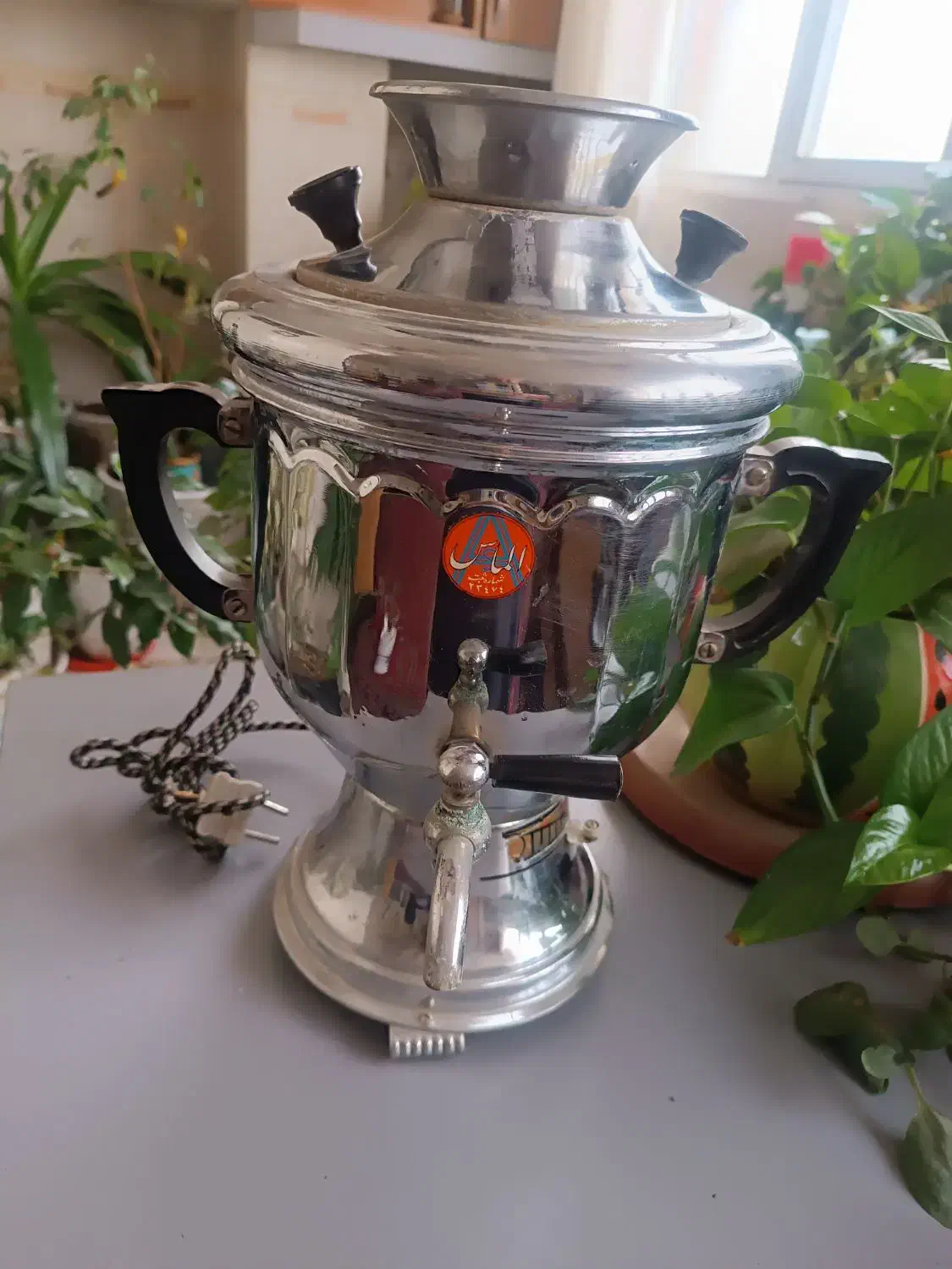 سماور برقی سالم|سماور، چای‌ساز، قهوه‌ساز|اصفهان, سروستان|دیوار