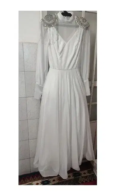 مجلسی تقریبا پوشیده|لباس|اراک, |دیوار