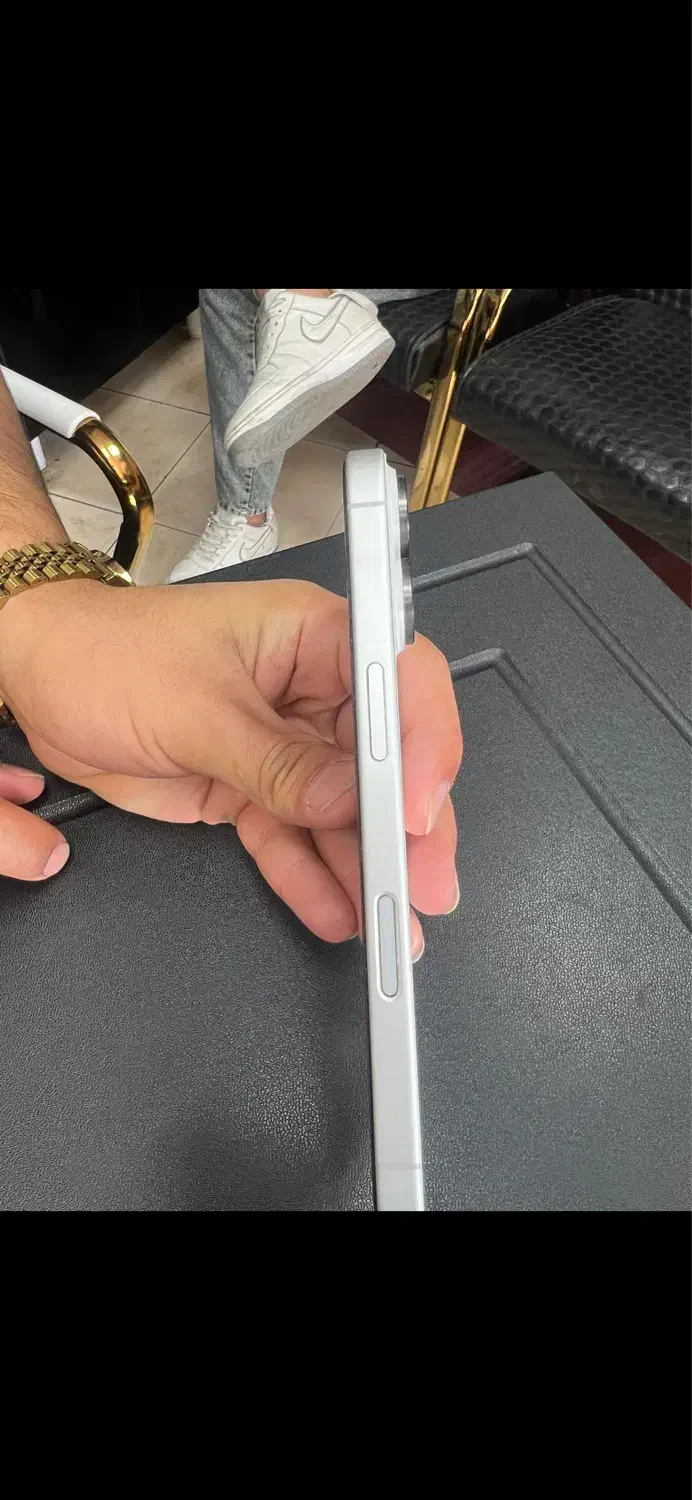 گوشی ۱۶ نرمال|موبایل|پرند, فاز ۲|دیوار