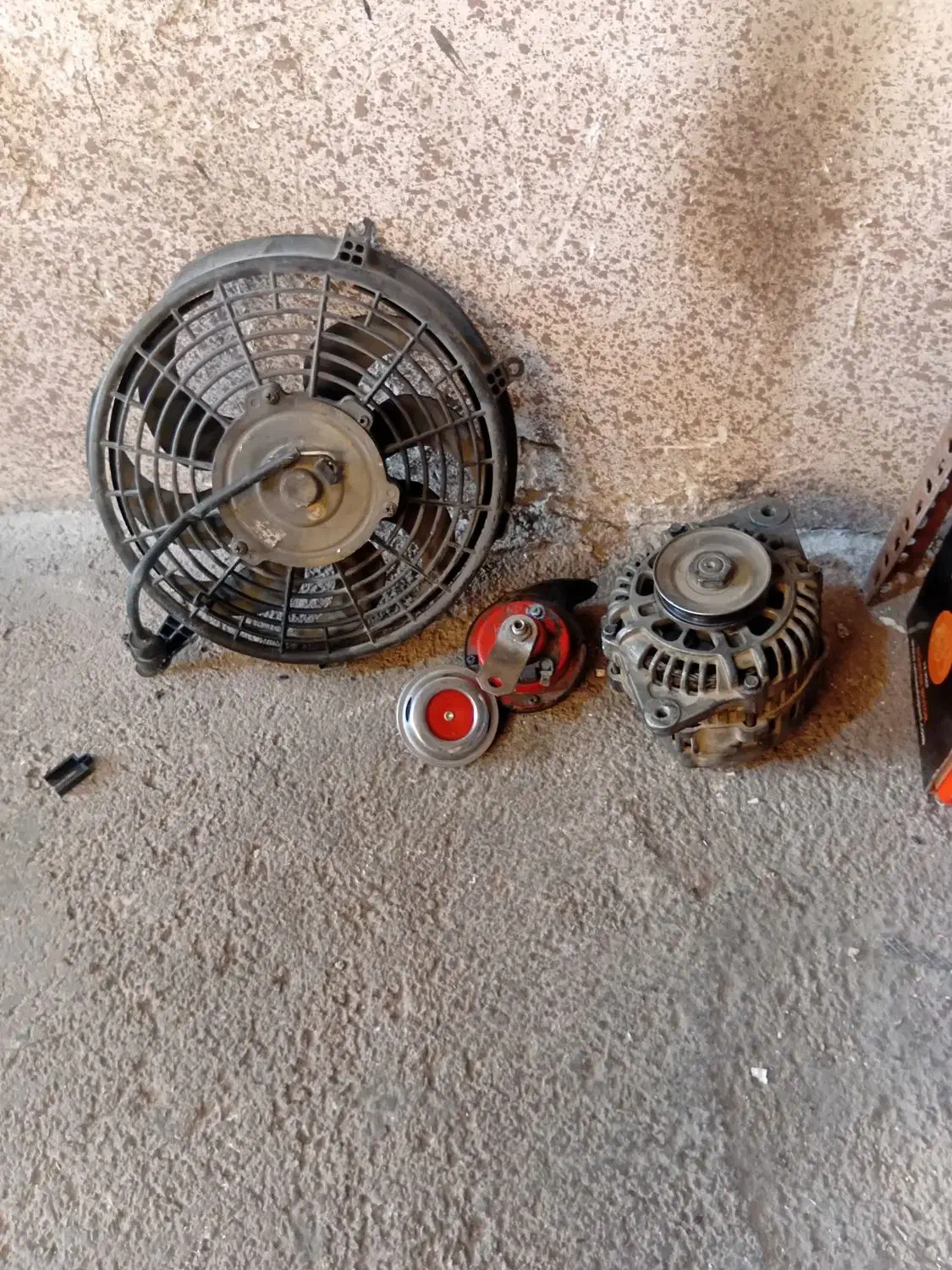 دینام موتور فن کولر پراید|قطعات یدکی و لوازم جانبی|شیراز, ده پیاله|دیوار